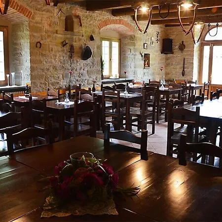 Campo Rosso Alloggio per agriturismo *